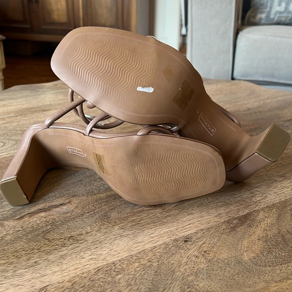 Womens Steve New York Heels Size 9 Wrap Around Ankle - Picture 6 of 9